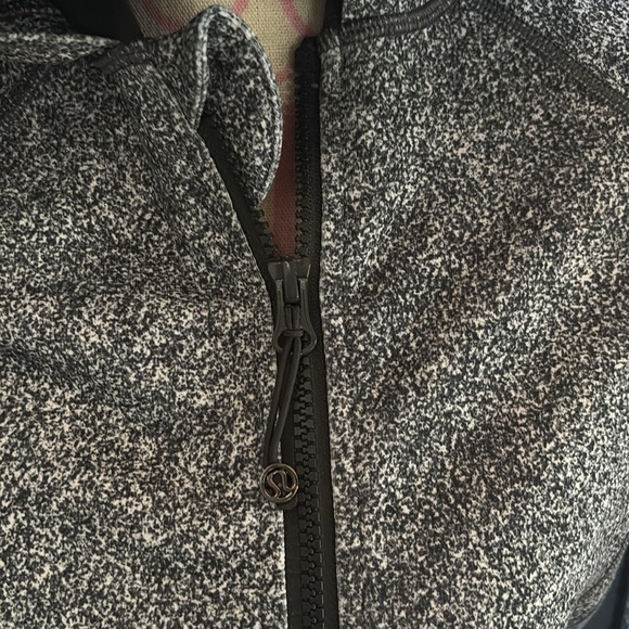 Lululemon define jacket - Picture 3 of 3